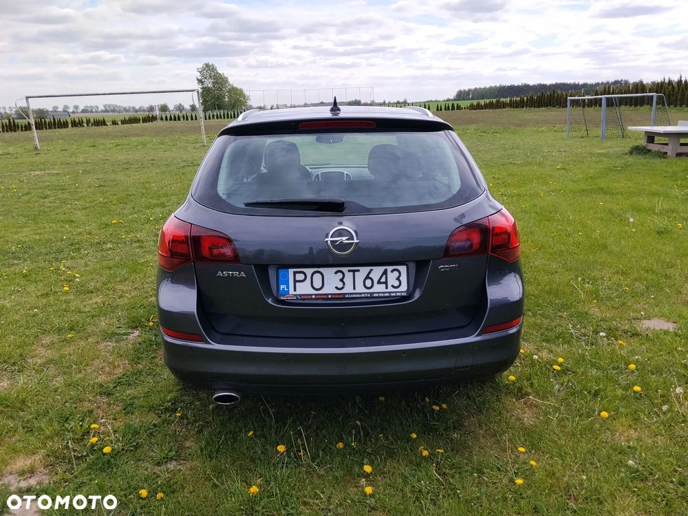 Opel Astra 2.0 CDTI Enjoy - 8