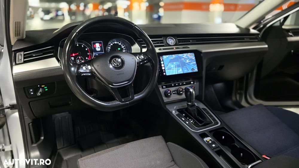 Volkswagen Passat 1.8 TSI (BlueMotion Technology) DSG Comfortline - 23