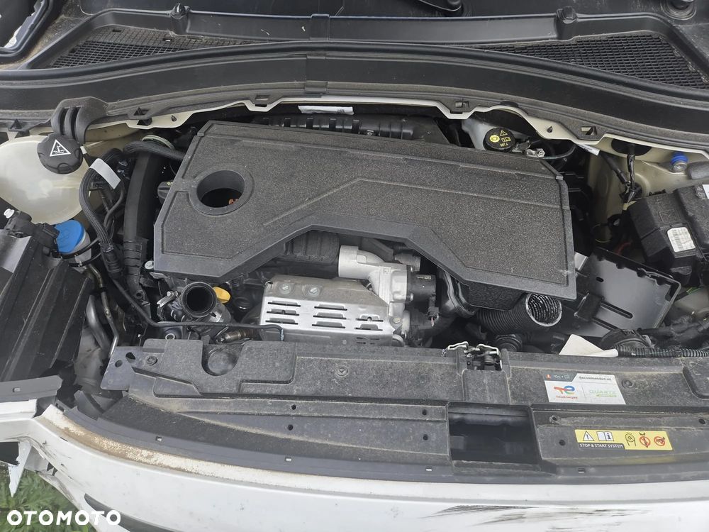 Citroën C3 Turbo 100 Stop&Start MAX - 6