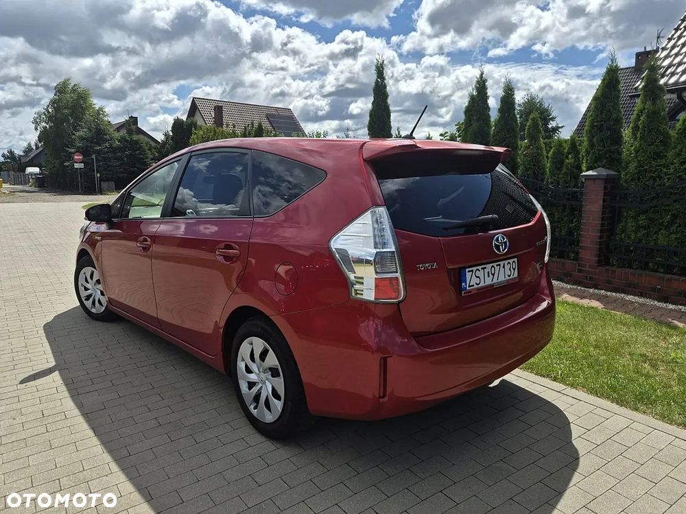 Toyota Prius+ (Hybrid) Life - 4