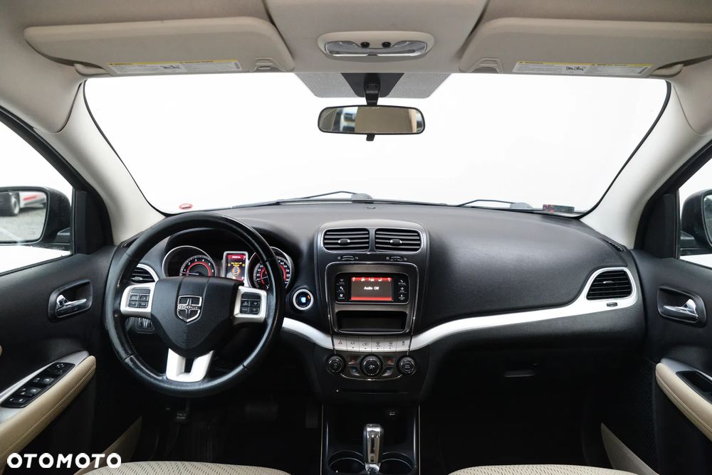 Dodge Journey 2.7 V6 R/T - 6