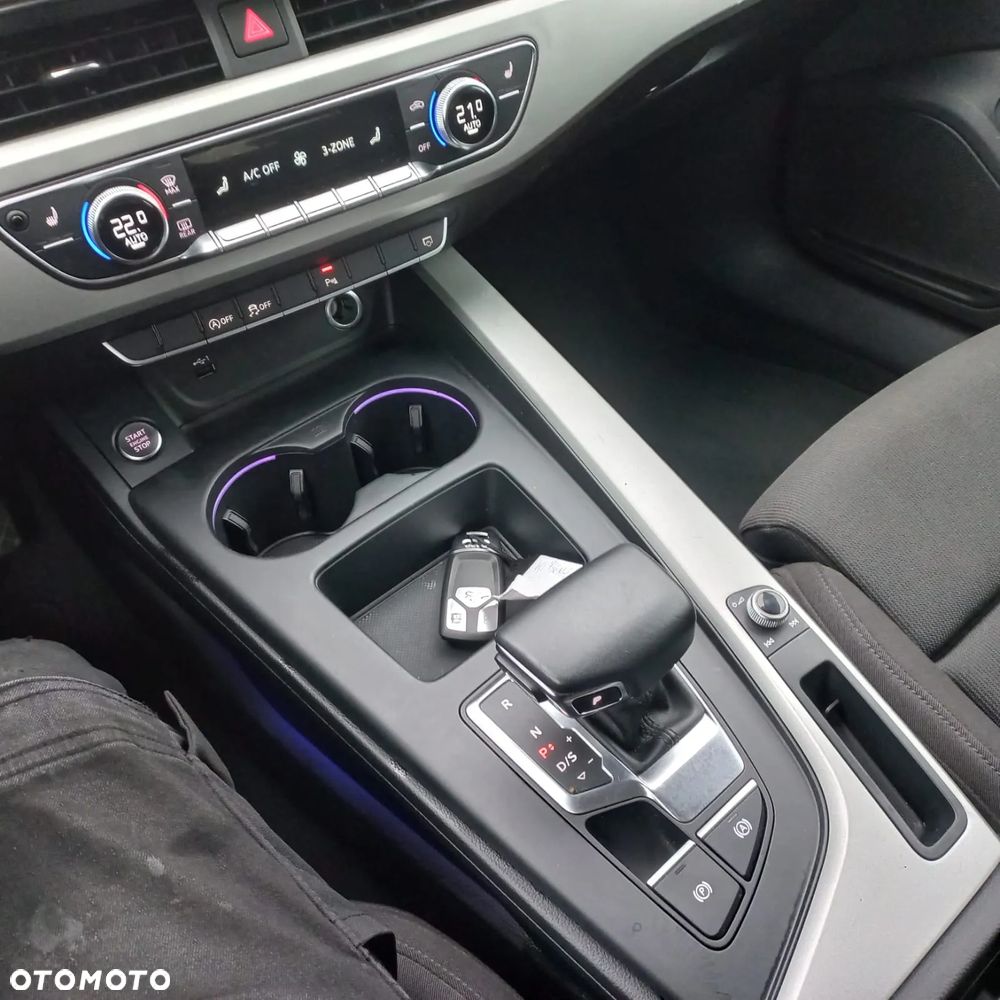 Audi A4 Limousine - 29