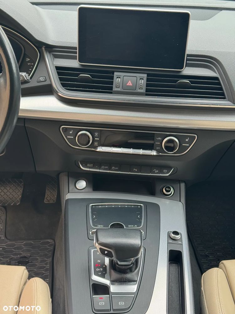 Audi Q5 2.0 TDI Quattro Design S tronic - 9