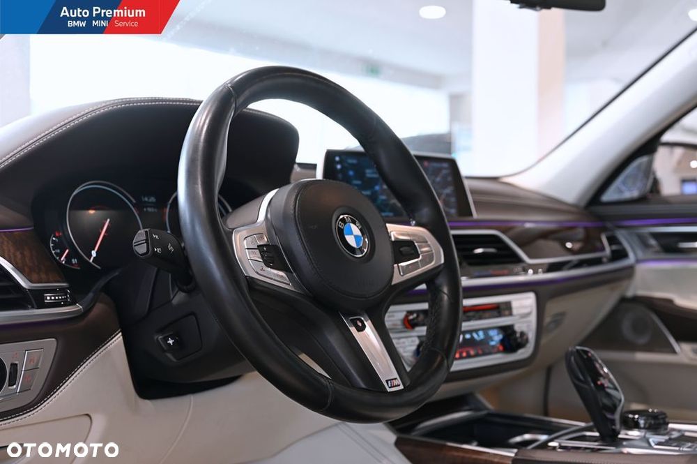 BMW Seria 7 M760Li xDrive - 7
