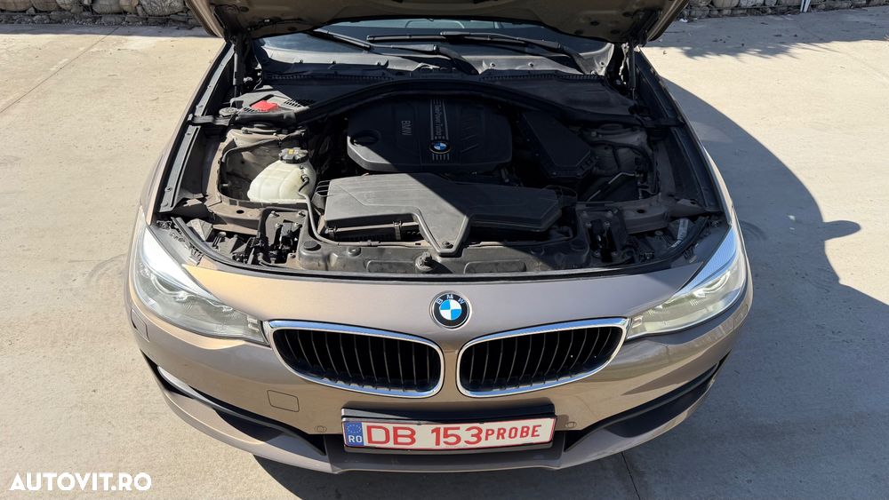 BMW Seria 3 320d Aut. Sport Line - 15