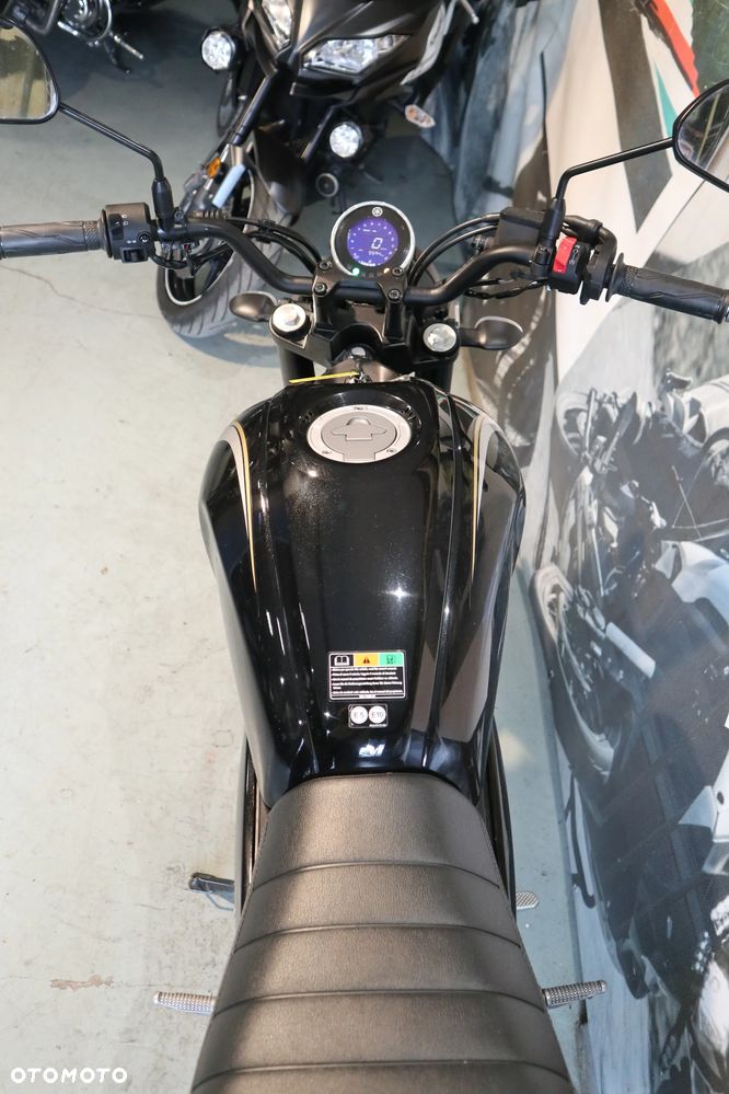 Yamaha XSR - 4