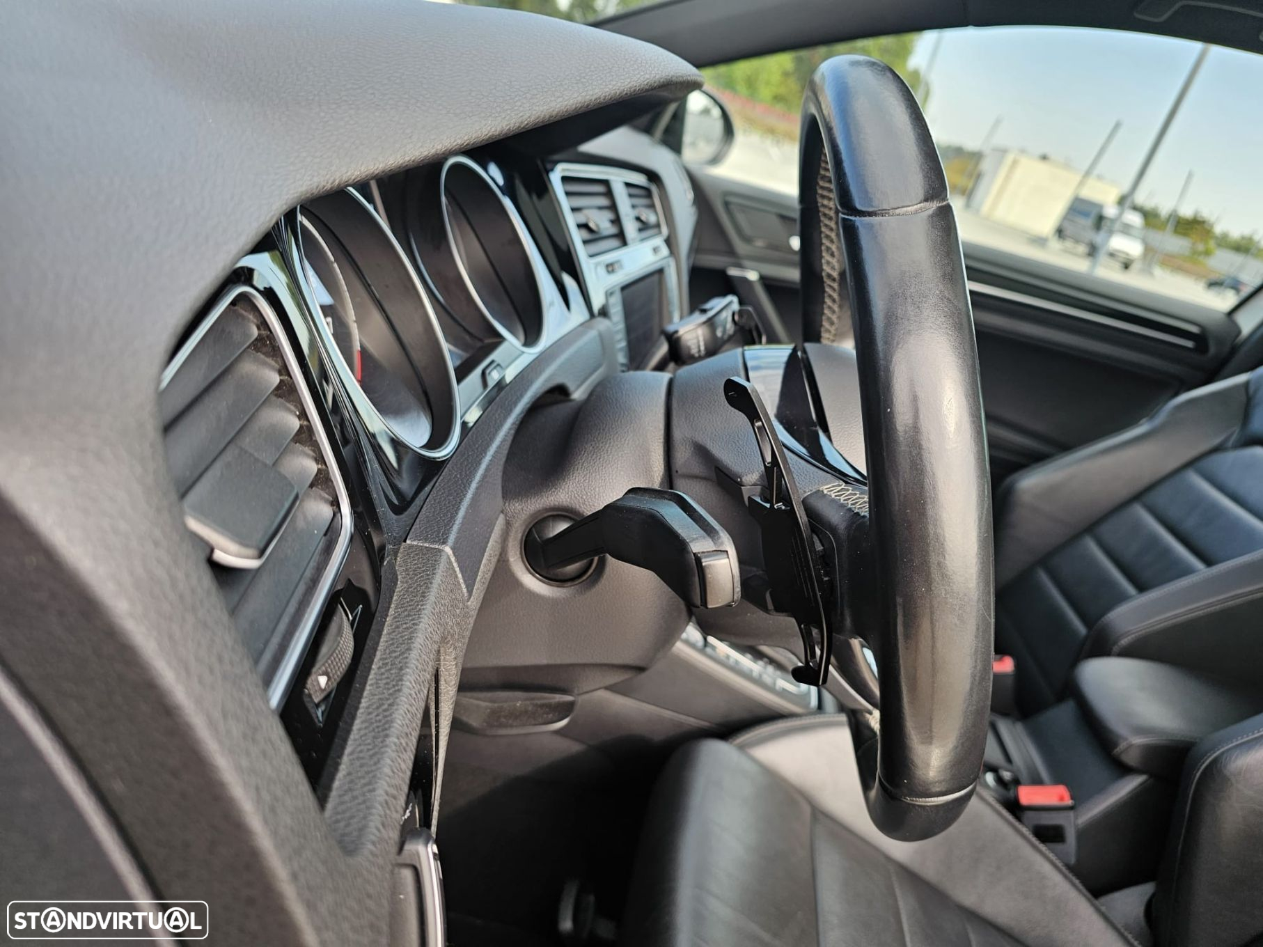 VW Golf 2.0 TSi R DSG - 13