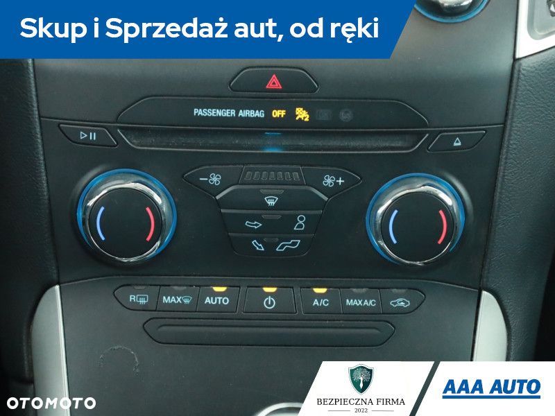 Ford S-Max - 15