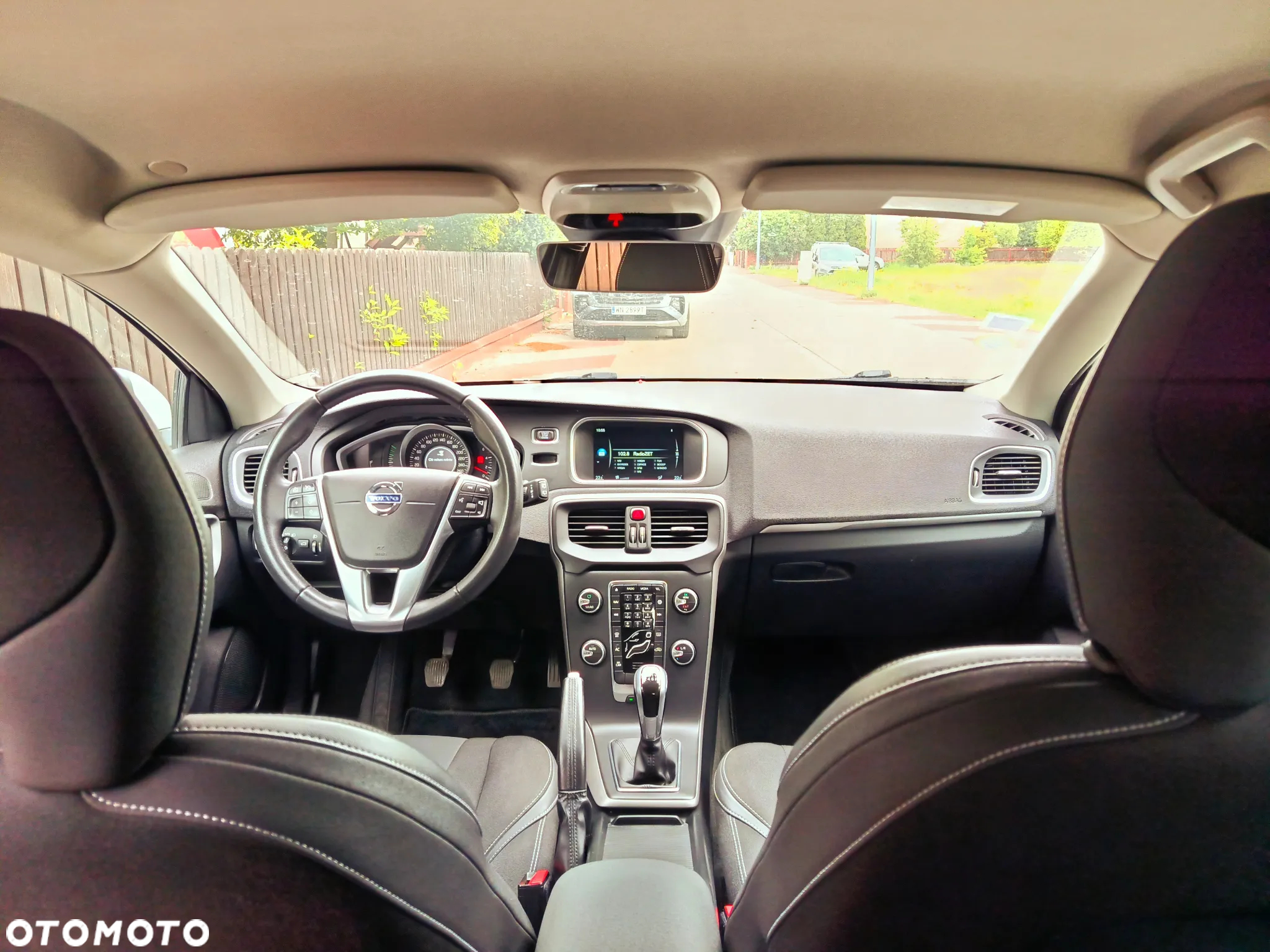 Volvo V40 D2 Momentum - 11
