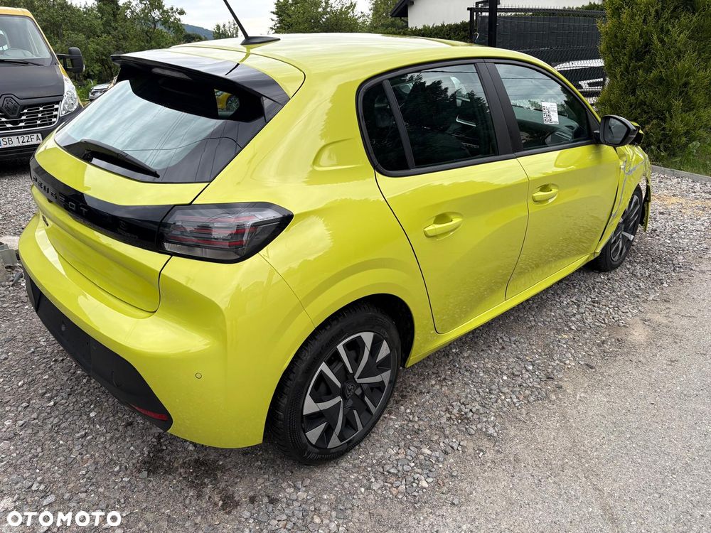 Peugeot 208 PureTech 75 Allure Pack - 11