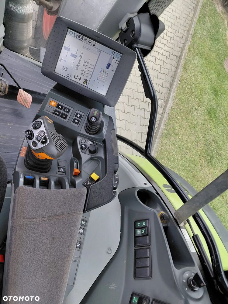Claas Arion 620 CEBIS - 8