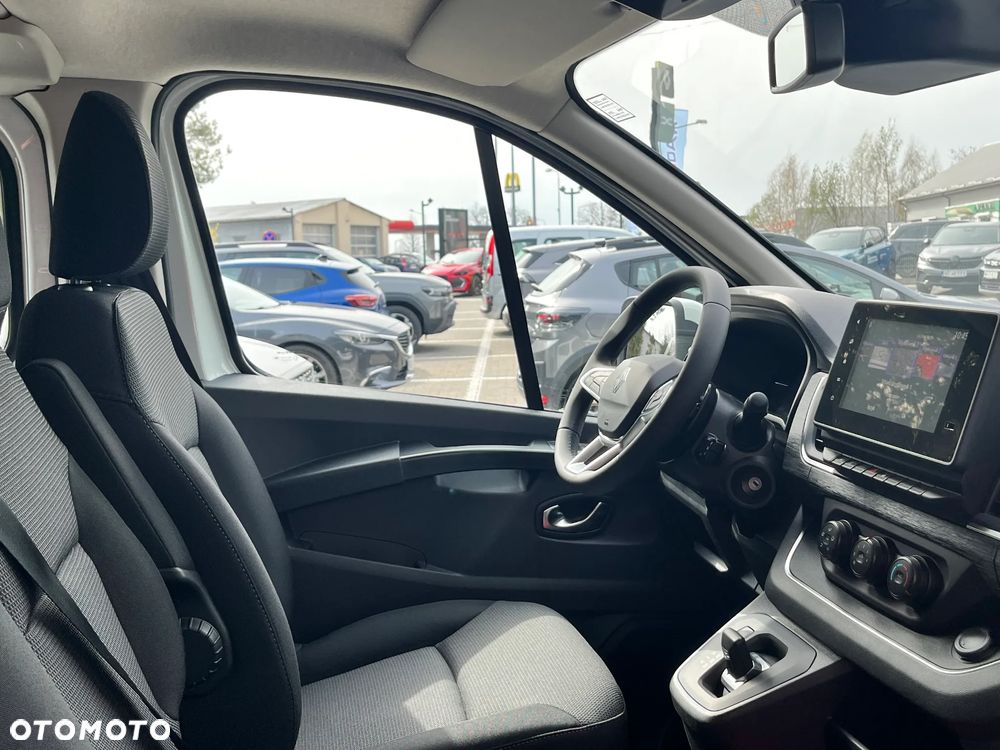 Renault Trafic - 11