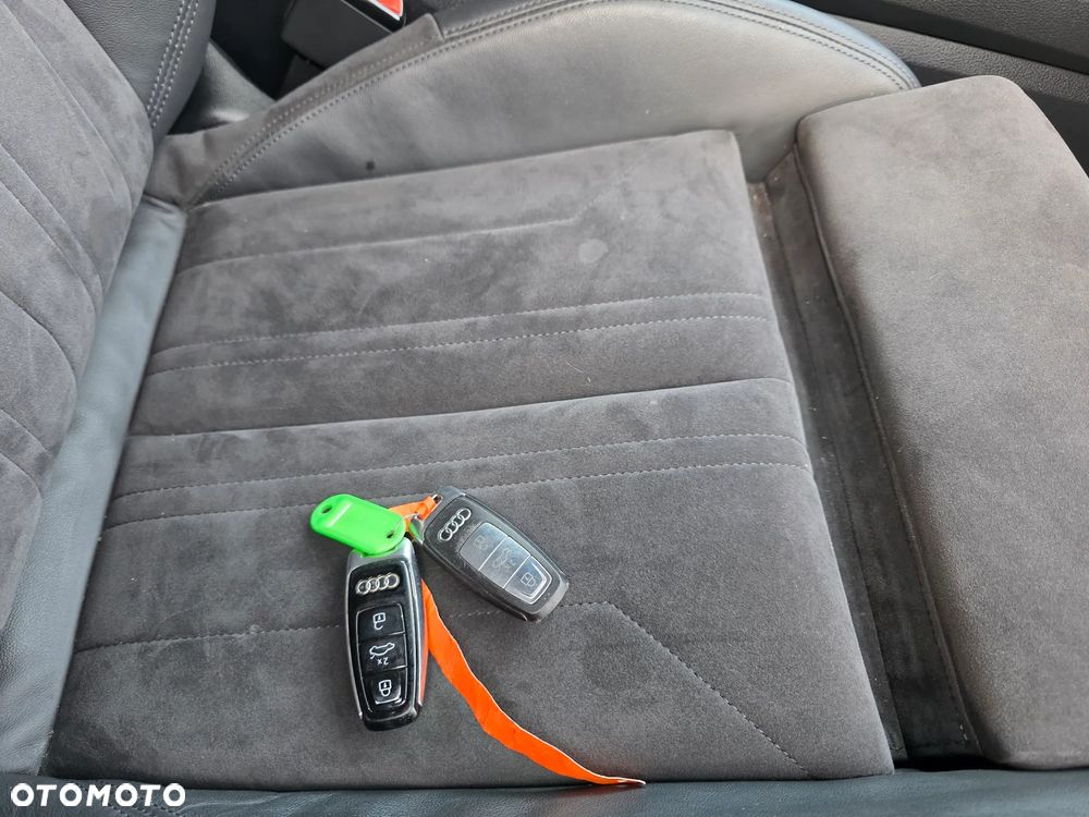 Audi e-tron 55 Quattro - 15