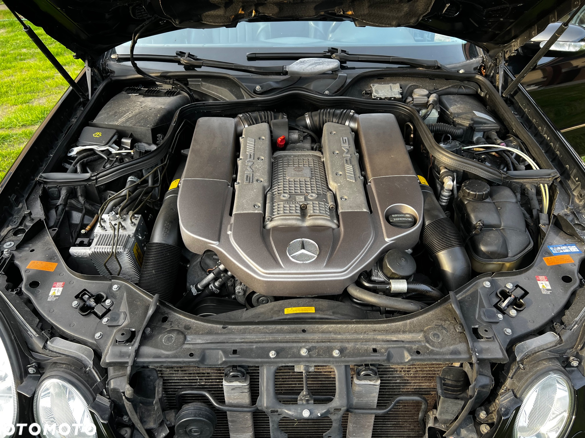 Mercedes-Benz Klasa E 55 AMG - 10