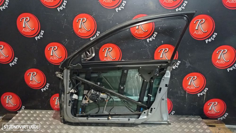 Porta Frente Dto Audi A6 (4B2, C5) - 2