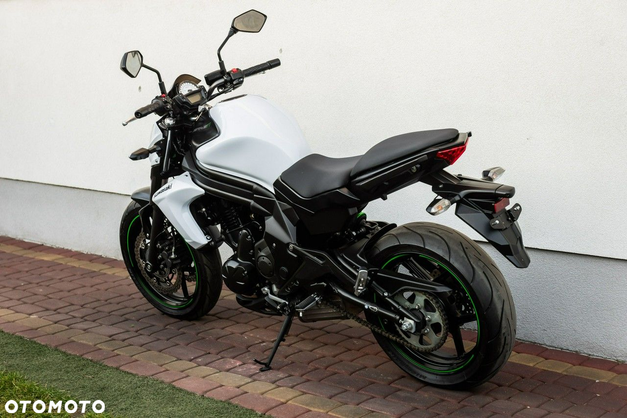 Kawasaki ER - 4
