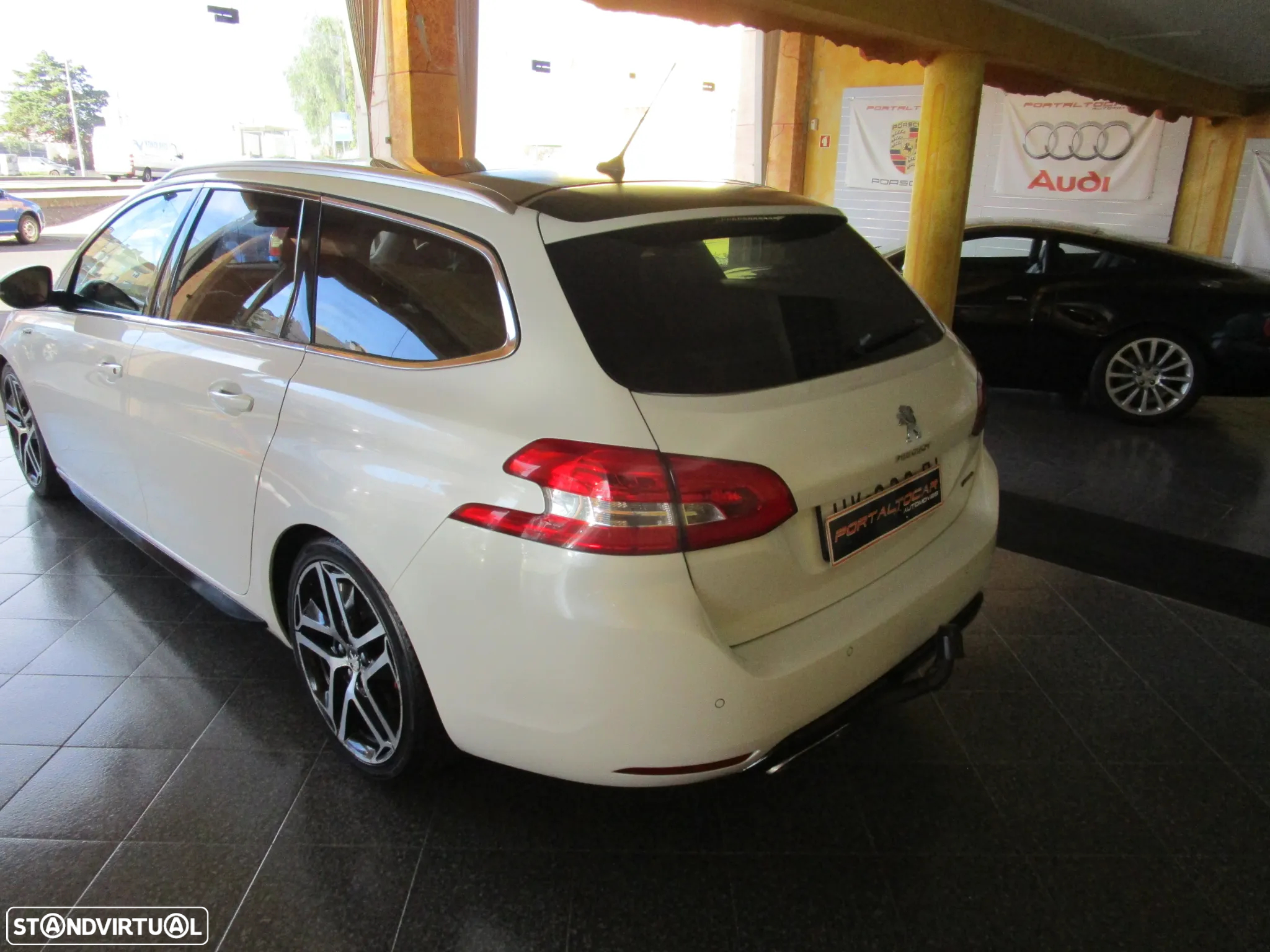 Peugeot 308 SW 1.6 BlueHDi GT Line - 16