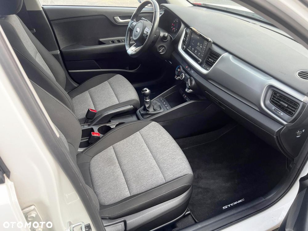 Kia Stonic 1.2 Spirit - 10