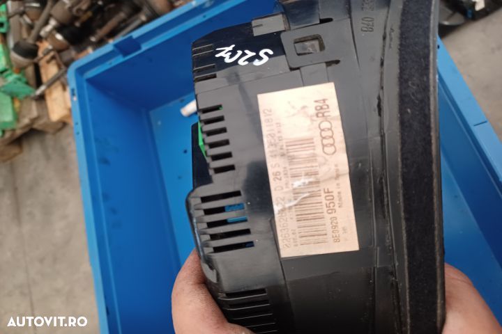 Ceasuri bord 8E0920950F Audi A4 B7 [2004 - 2008] Avant wagon 5-usi 2. - 6