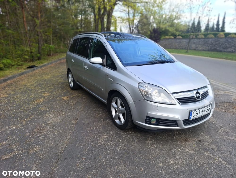 Opel Zafira 1.9 CDTI Edition - 4