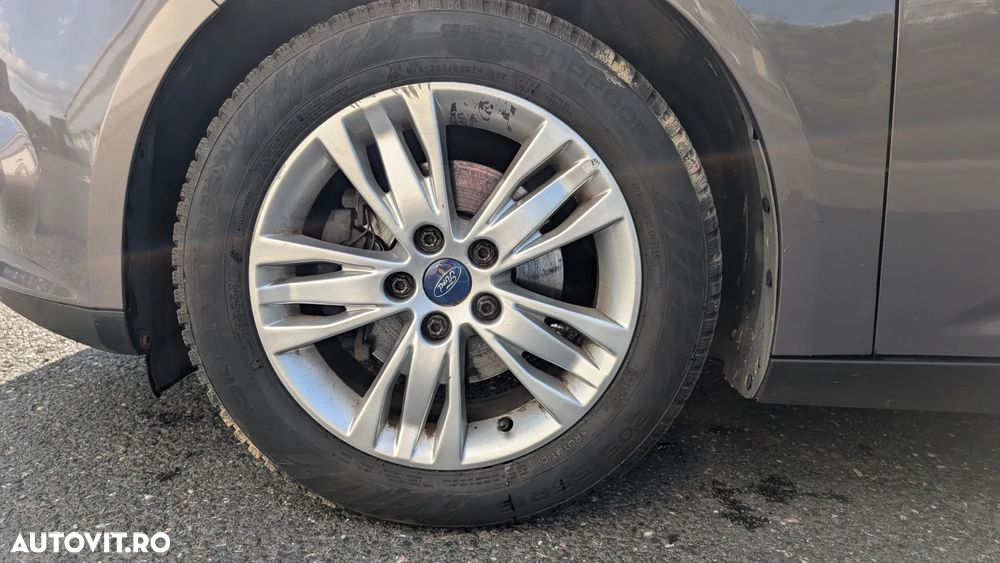Ford Focus 1.6 Ti-VCT Titanium - 24