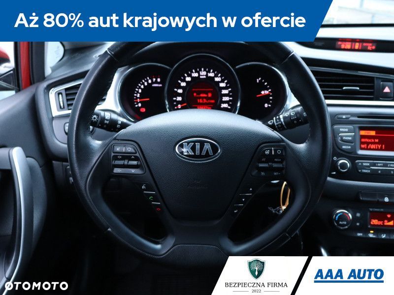 Kia Ceed - 22