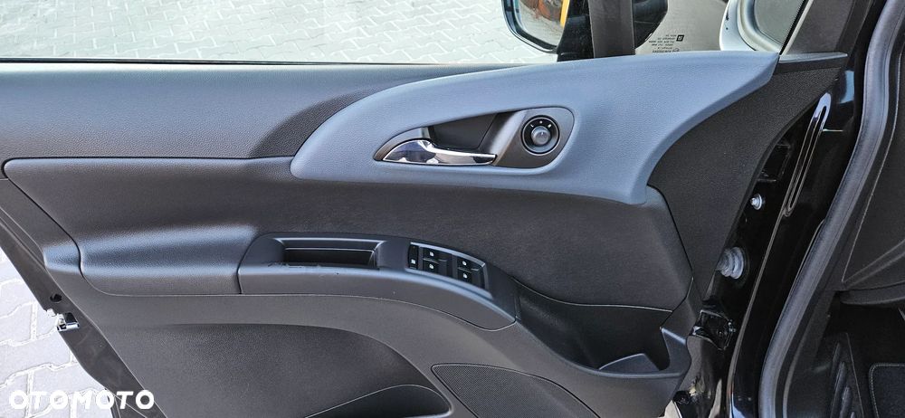 Opel Meriva 1.4 Design Edition - 21