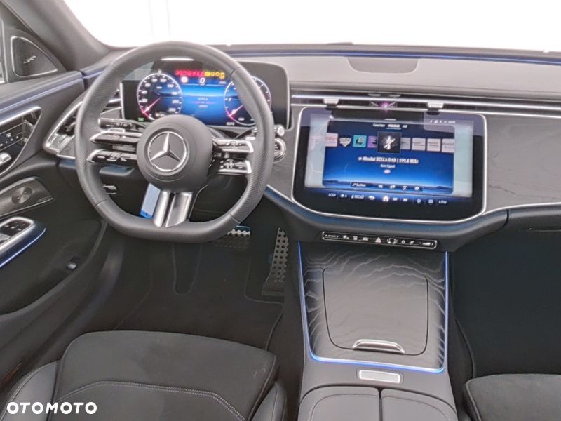 Mercedes-Benz Klasa E 220 d 4Matic 9G-TRONIC Edition AMG Line - 8