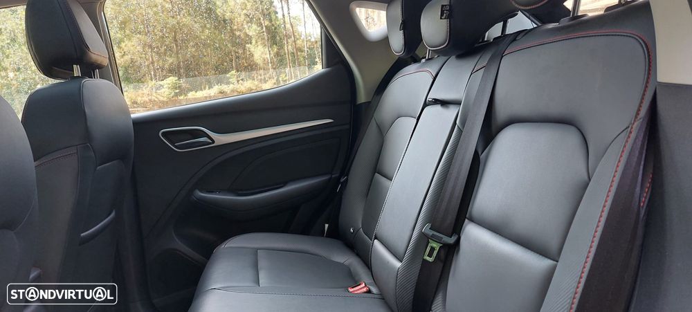MG ZS EV 72.6 kWh Luxury - 9