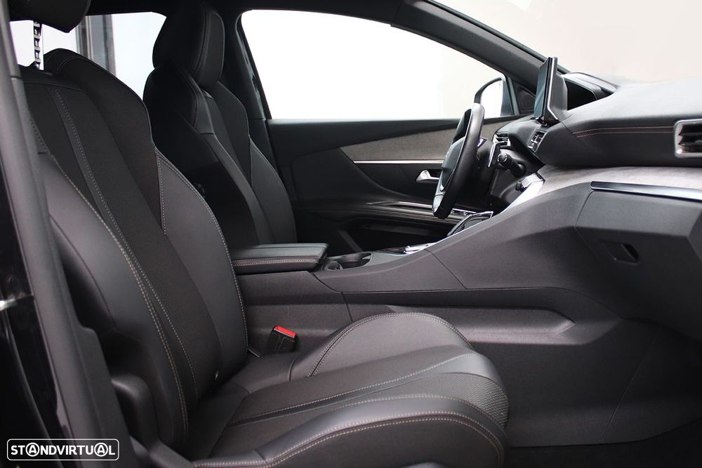 Peugeot 3008 1.2 PureTech GT EAT8 - 24