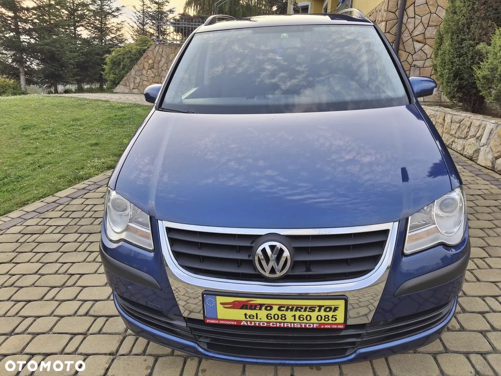 Volkswagen Touran 1.6 Basis - 2