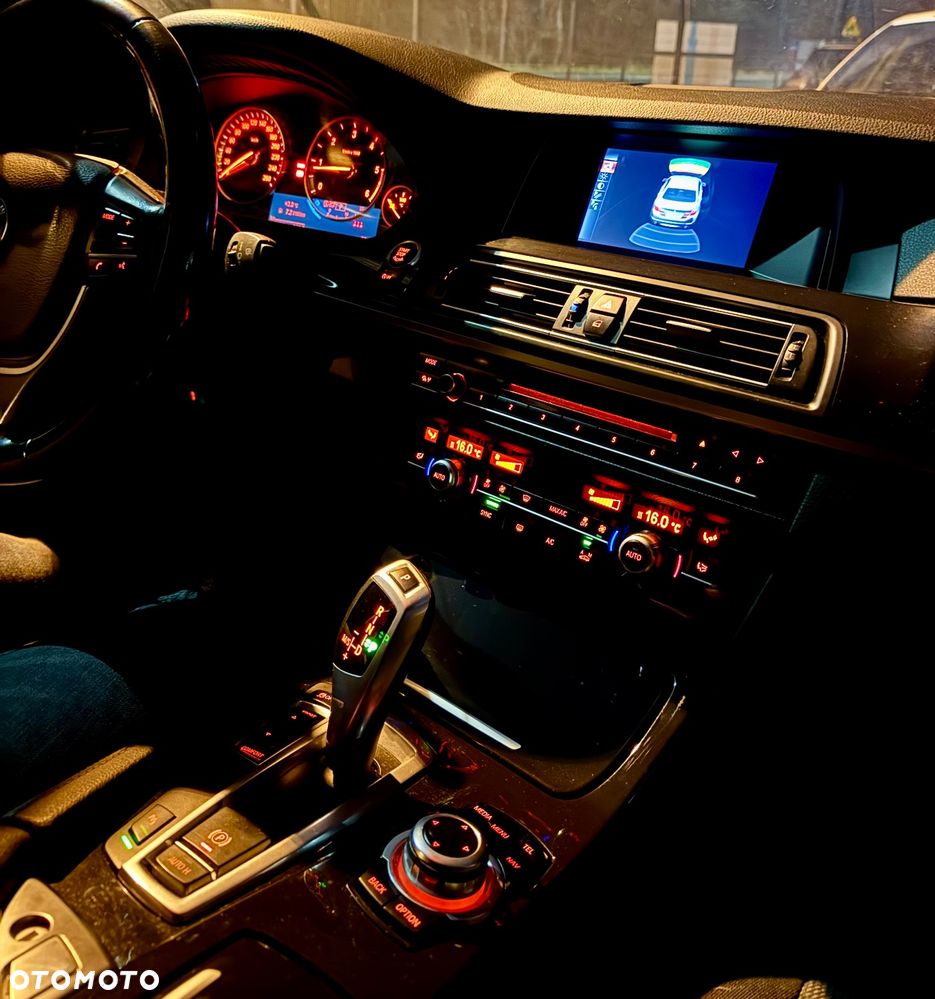 BMW Seria 5 518d - 7