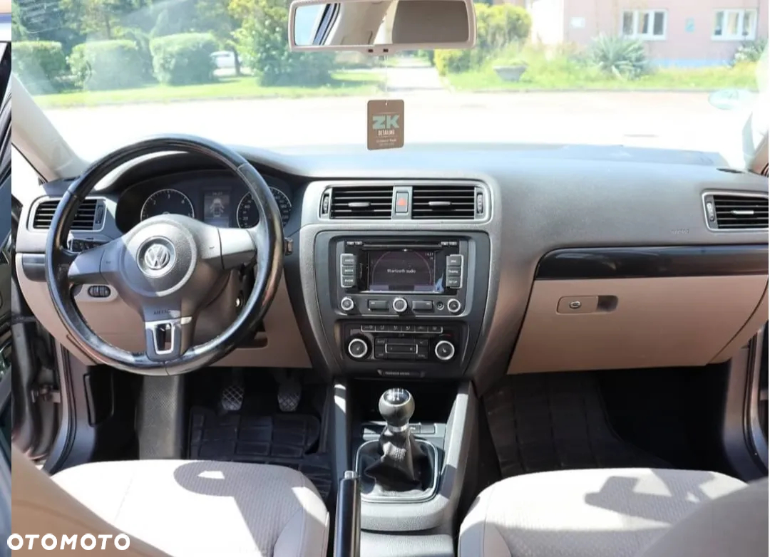 Volkswagen Jetta 1.6 TDI DPF Comfortline - 6