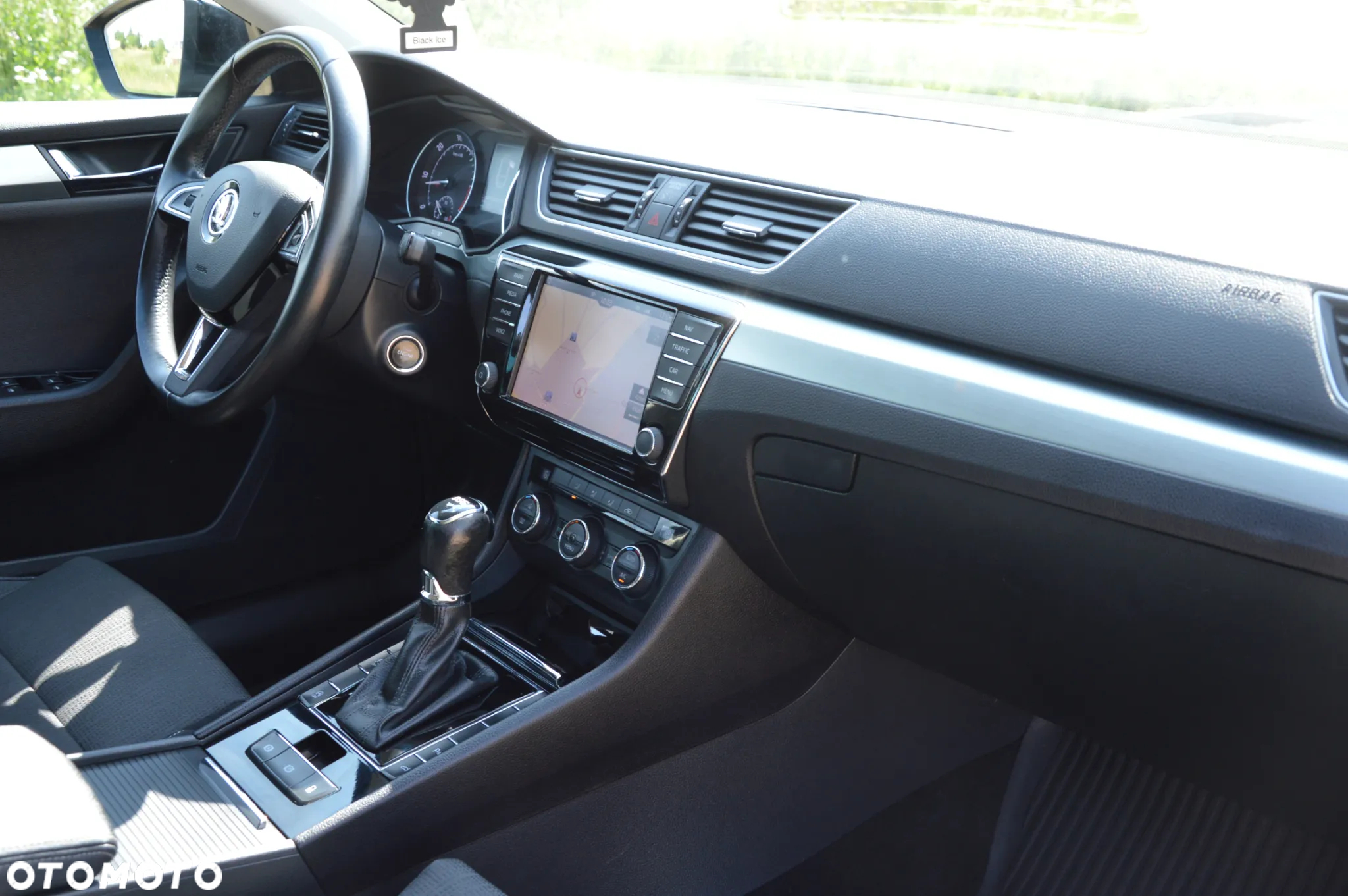 Skoda Superb 2.0 TDI Ambition DSG - 18