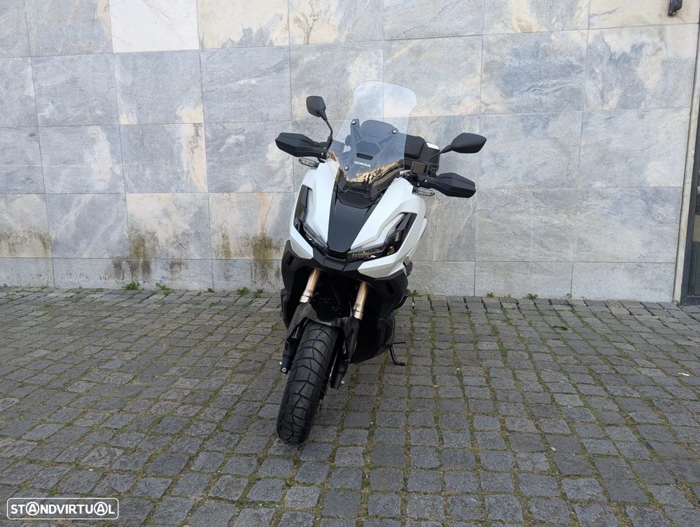 Honda ADV 350 - 4
