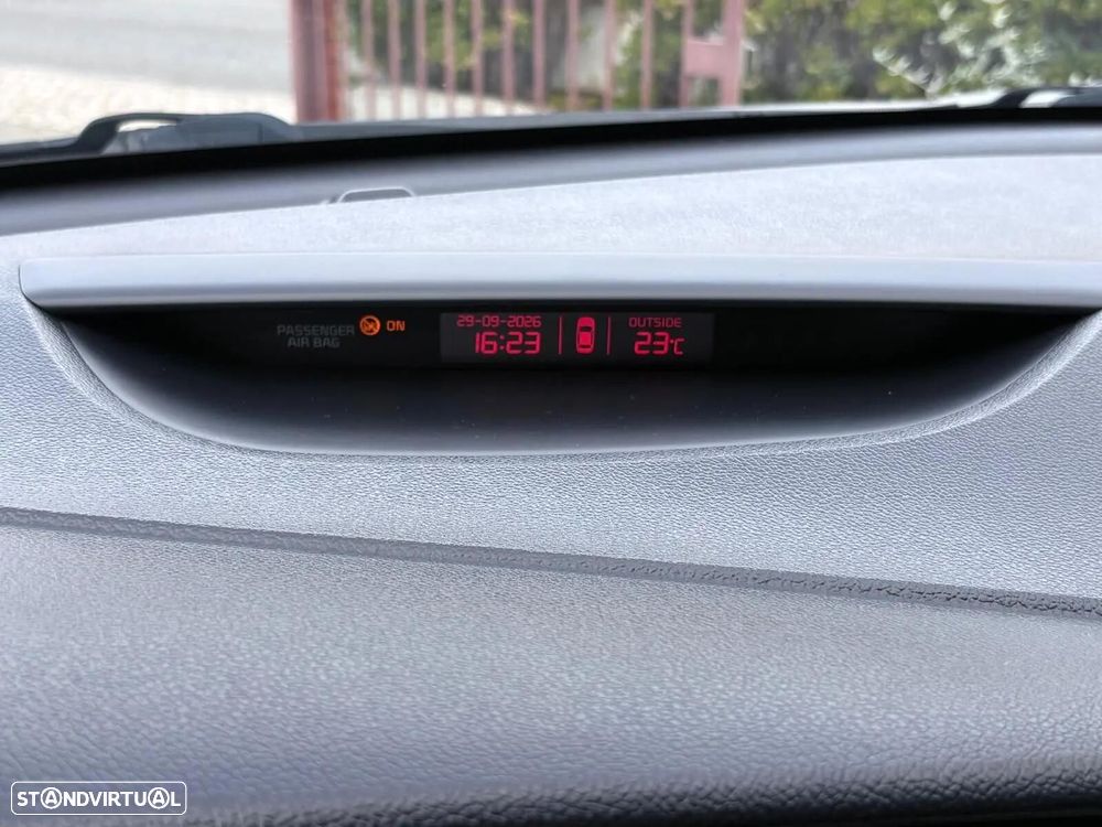 Kia Ceed 1.4 CRDi Nav Line - 44