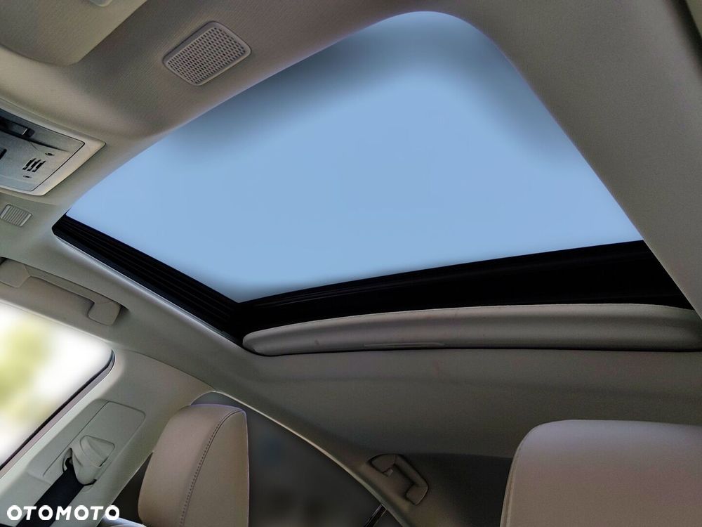 Lexus ES 300h Business Edition - 30