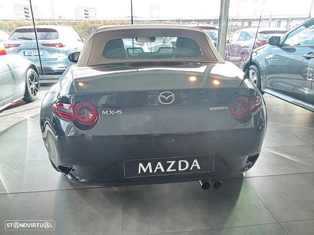 Mazda MX-5 1.5 Sky-G Kazari - 9