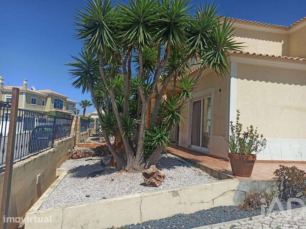 Moradia isolada T5 em Quelfes de 230 m2 - Grande imagem: 5/9