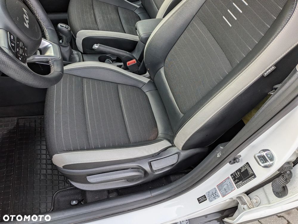 Kia Stonic 1.0 T-GDI L Business Line - 8