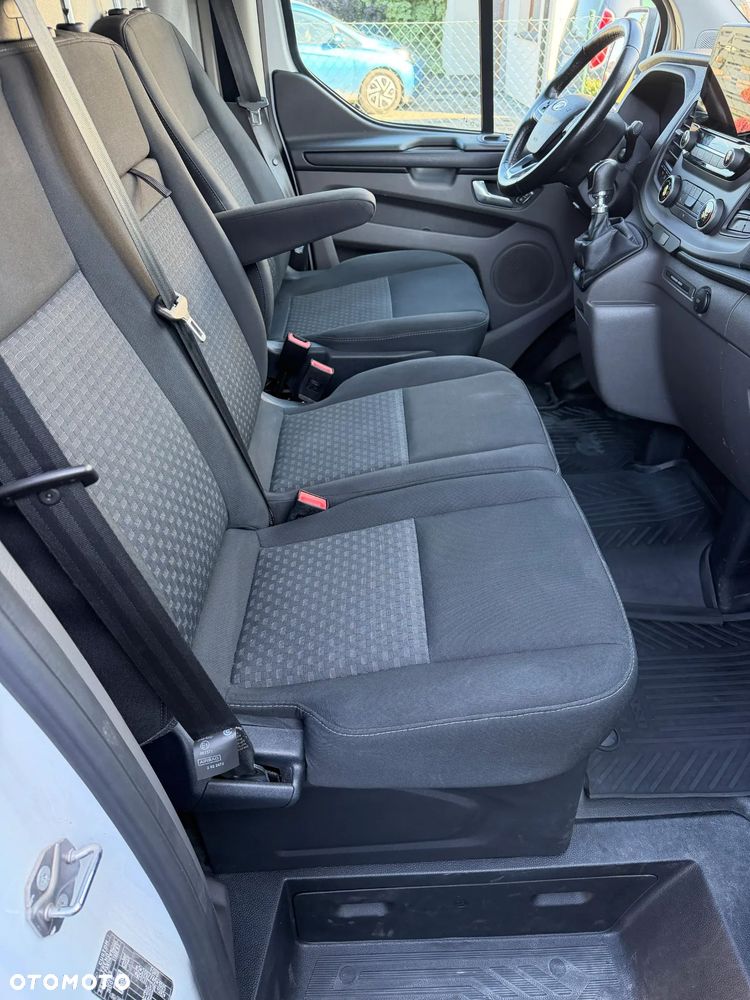 Ford Transit Custom - 27