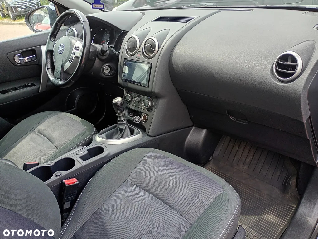Nissan Qashqai - 16