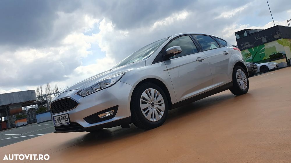 Ford Focus 1.0 EcoBoost Trend Edition - 13