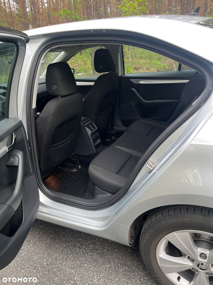 Skoda Octavia 1.5 TSI GPF ACT Ambition - 13