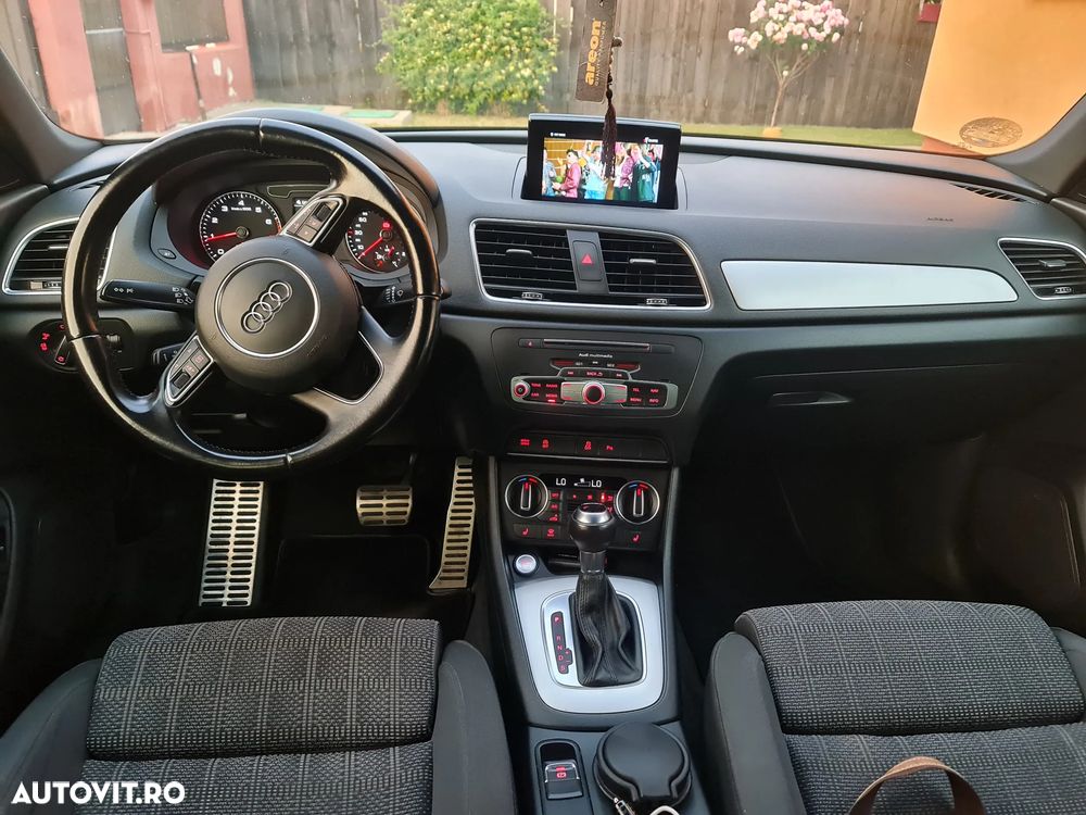 Audi Q3 1.4 TFSI Stronic Design - 14