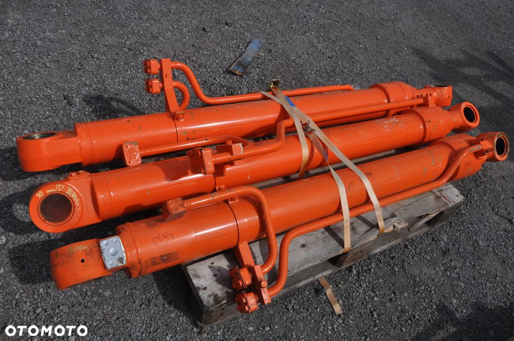 Silownik Hydrauliczny Doosan DX 210 W