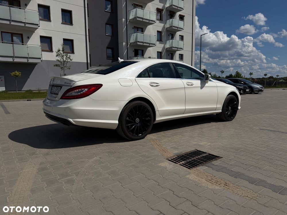 Mercedes-Benz CLS 500 4Matic 7G-TRONIC - 3