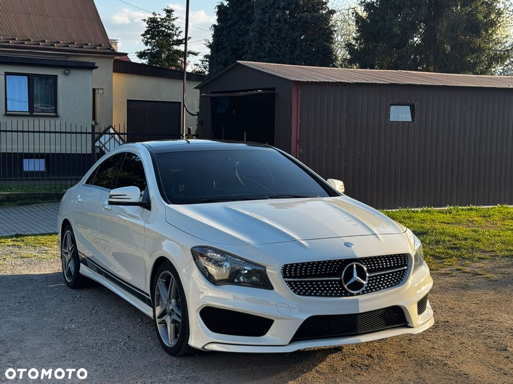 Mercedes-Benz CLA 250 7G-DCT UrbanStyle Edition - 2