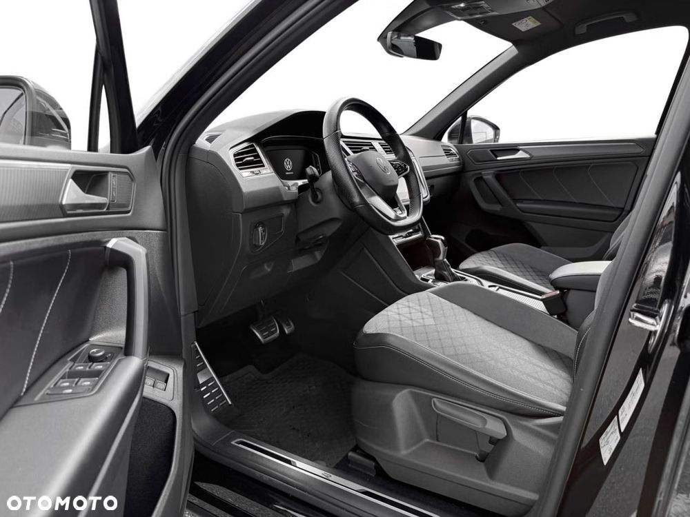 Volkswagen Tiguan 1.4 eHybrid OPF DSG R-Line - 13