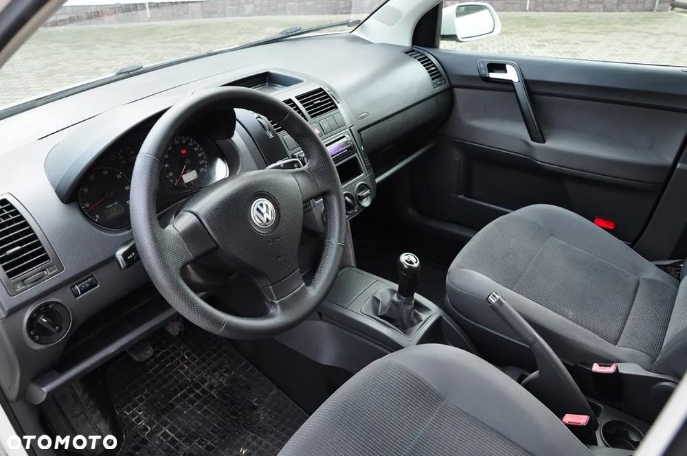 Volkswagen Polo 1.4 Comfortline - 38